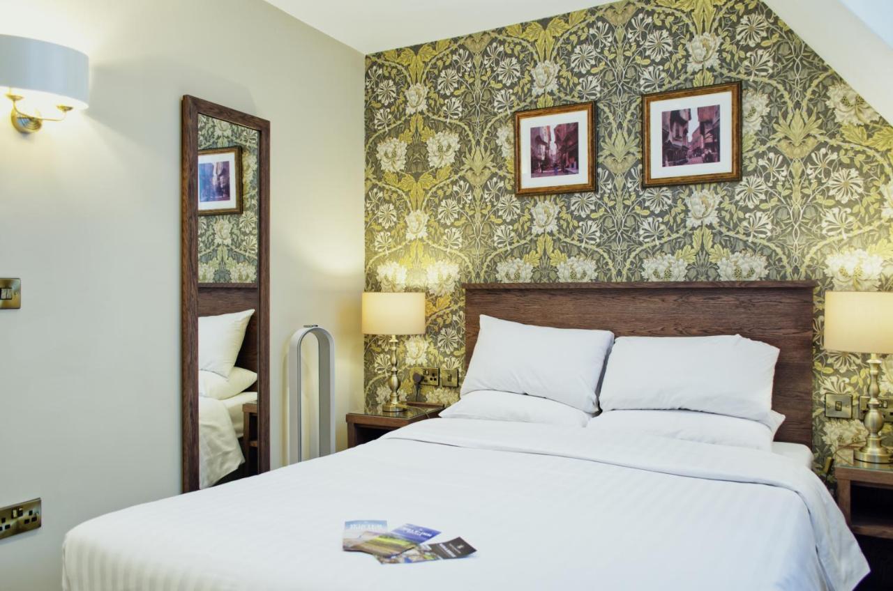 The Dean Court 4* York