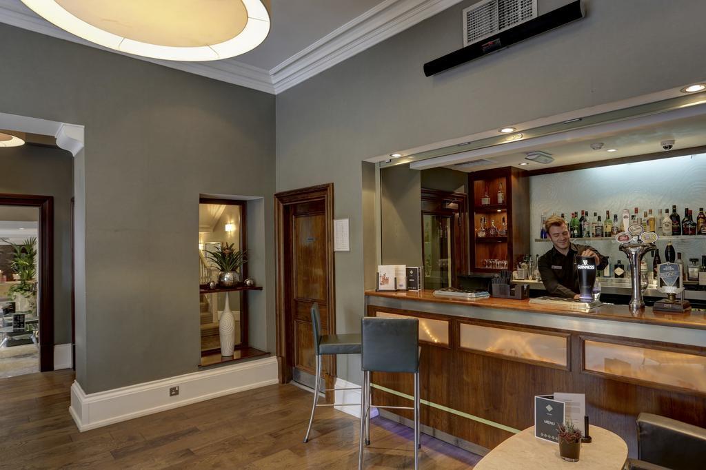 The Dean Court 4*